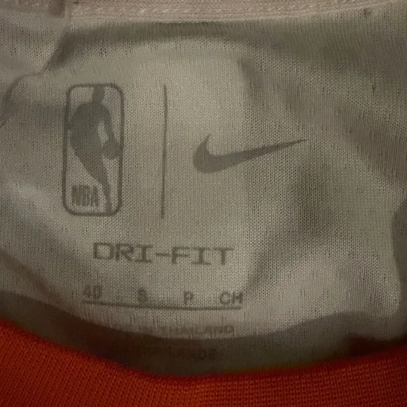 Jalen Brunson New York Knicks Jersey! - Picture 4 of 7